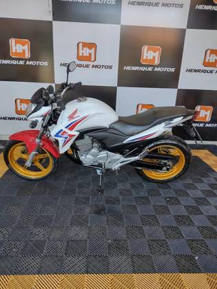 HONDA CB 300R 
